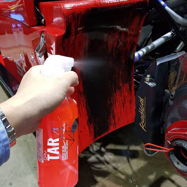 Second image of لتنظيف القطران من جيون Q²M Tar REDEFINED (4000 ml) Tar Remover - GYEON